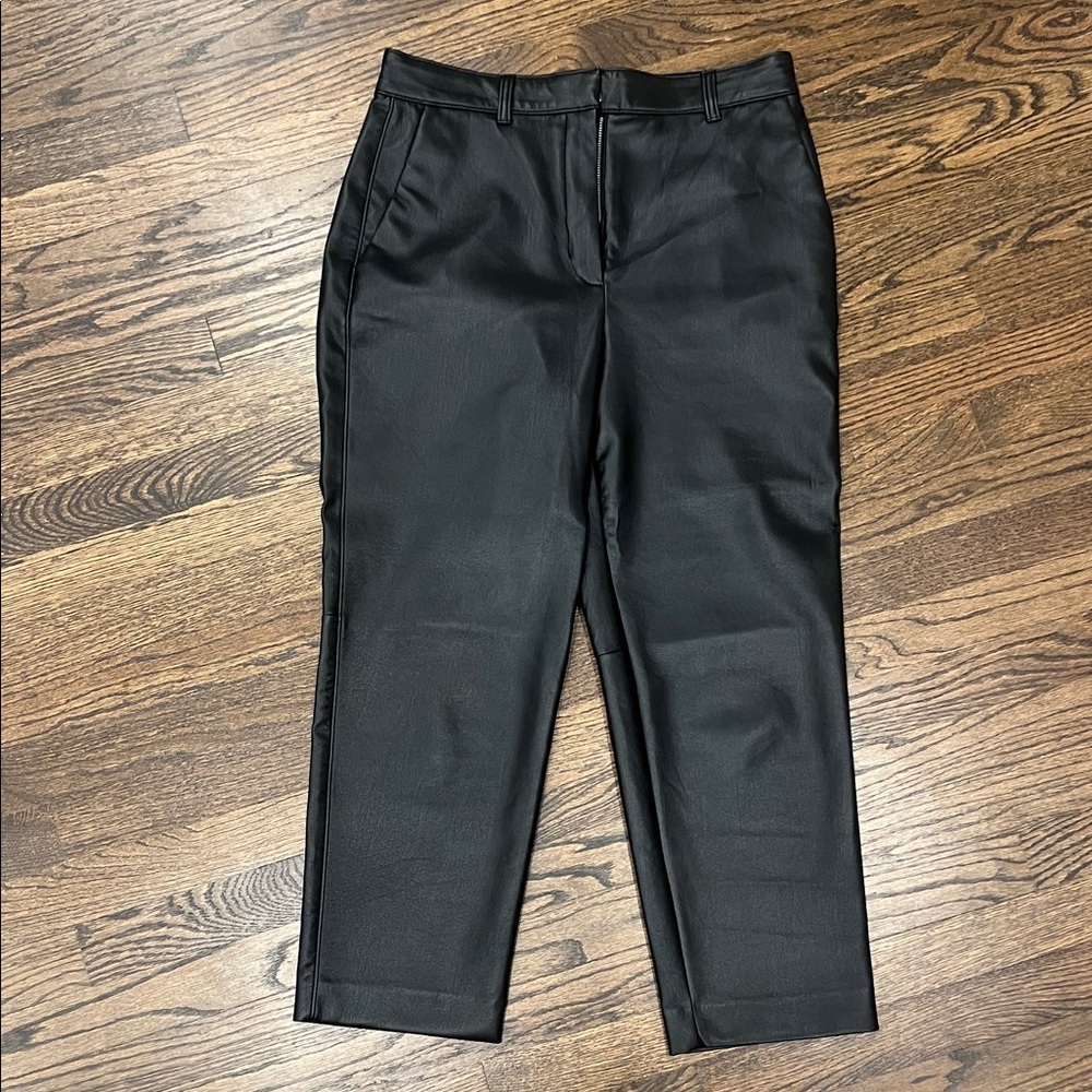 Aritzia Black Women's Trousers